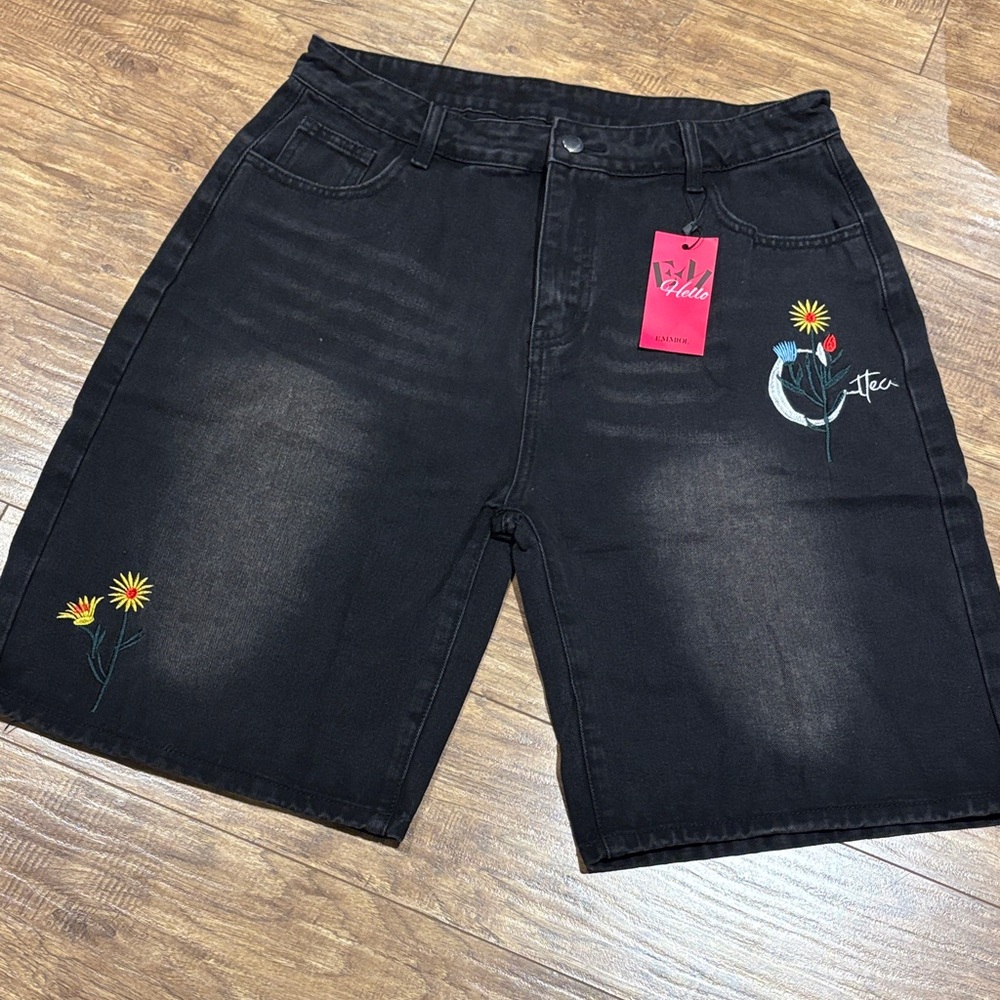 Black floral Embroidered Emmiol Jean Shorts